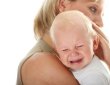 תינוק בוכה בלי הפסקה - למה הוא בוכה?